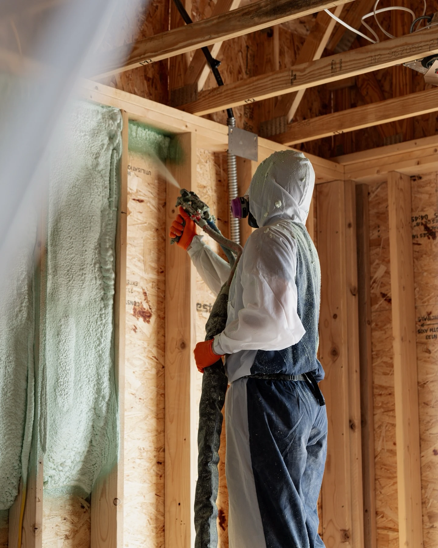Spray Foam Insulation Systems in Annandale, MN Spray Foam Insulation Systems in Annandale, MN