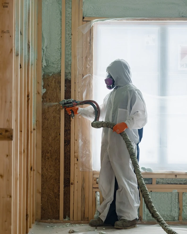 Why Builders Choose Spray Foam Insulation for New Construction in Annandale, MN Why Builders Choose Spray Foam Insulation for New Construction in Annandale MN